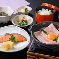 【อาหารเช้า】เบคอนและไข่