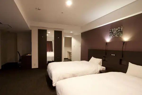 Standard Twin - Dibuka semula pada 1 Jun