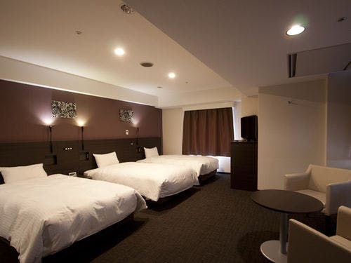 ベッドにはコンセントがあります！