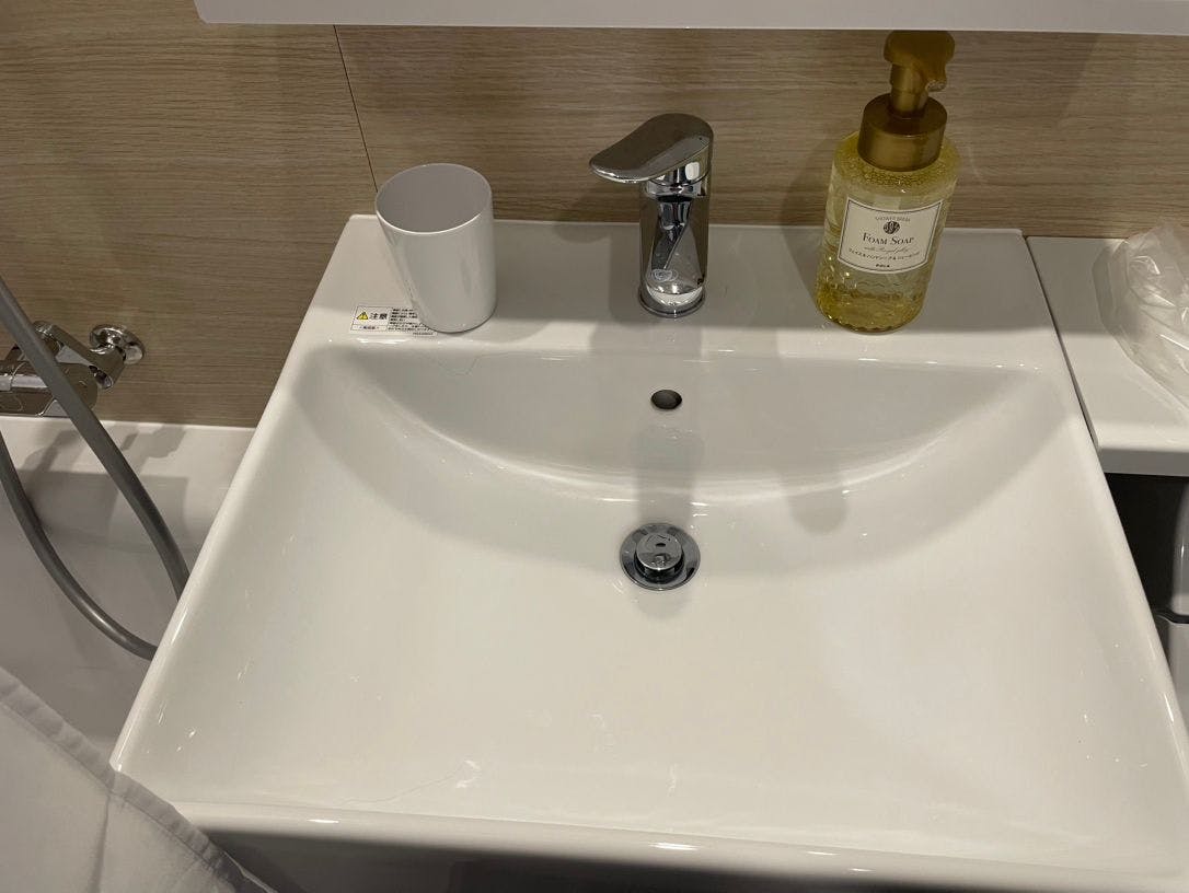 อ่างล้างหน้ากว้าง ขนาดใหญ่ ใช้งานสะดวก