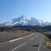從玄關出來即可看到雄偉的利尻富士山。