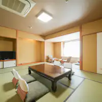 Kamar gaya Jepang (dengan bak mandi) (sisi Sungai Himekawa) (bebas rokok)