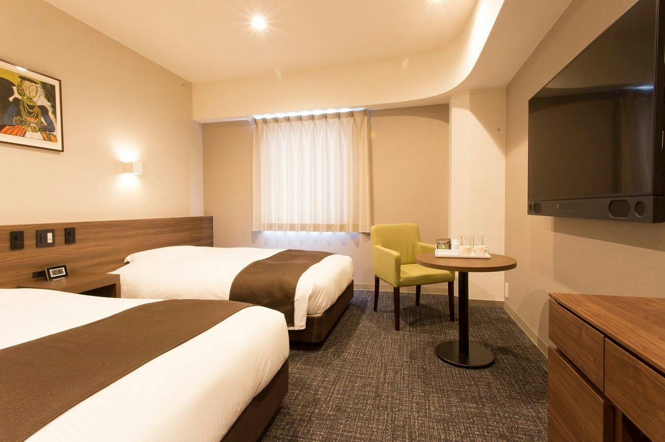 Osaka Riverside Hotel