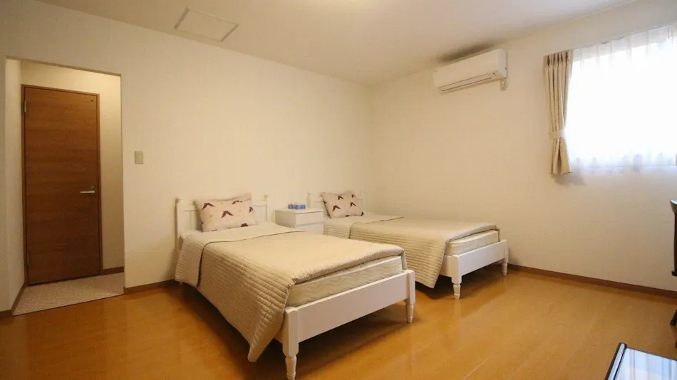 Hotel Swan Lake Nagara