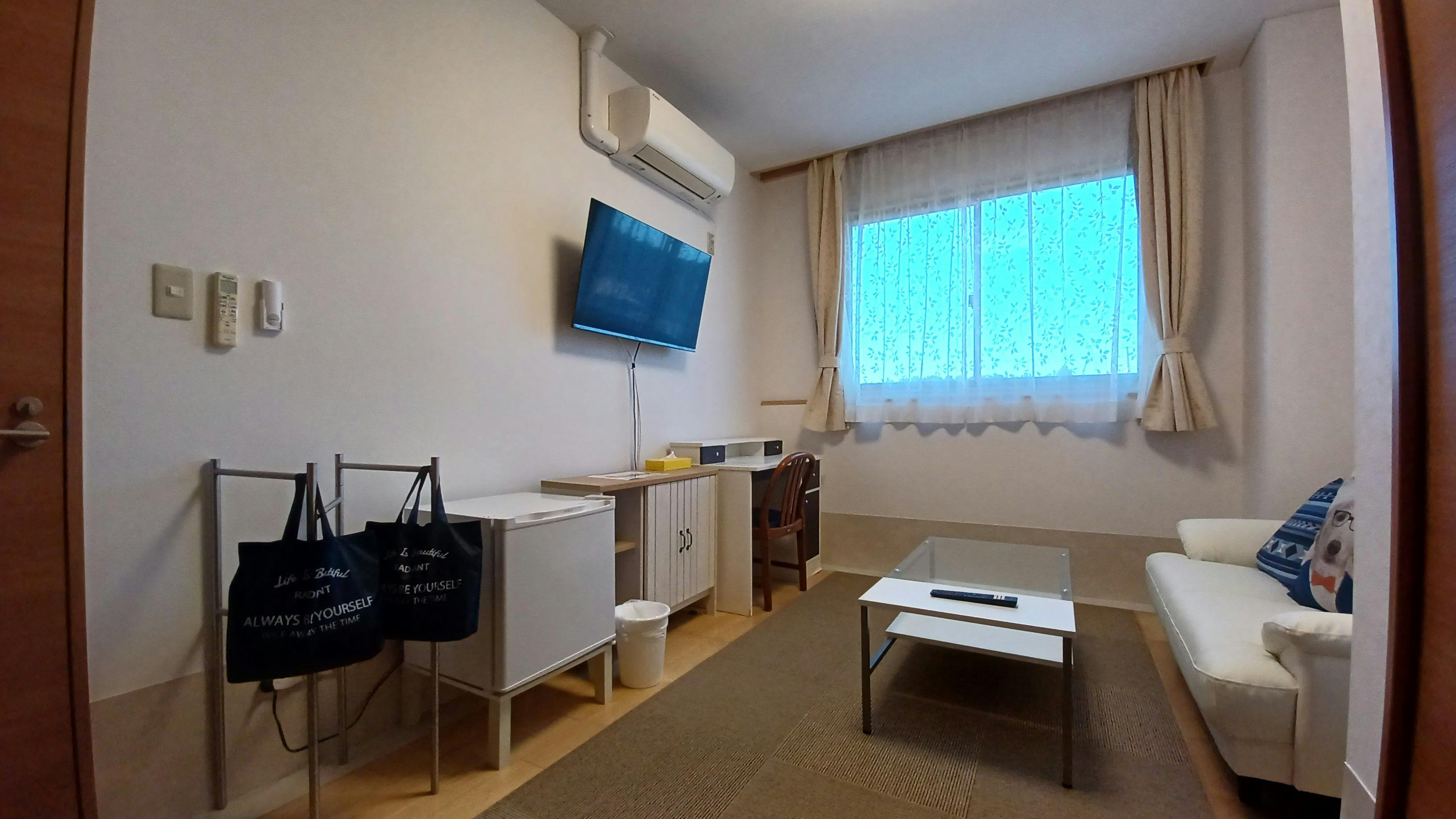 Hotel Swan Lake Nagara