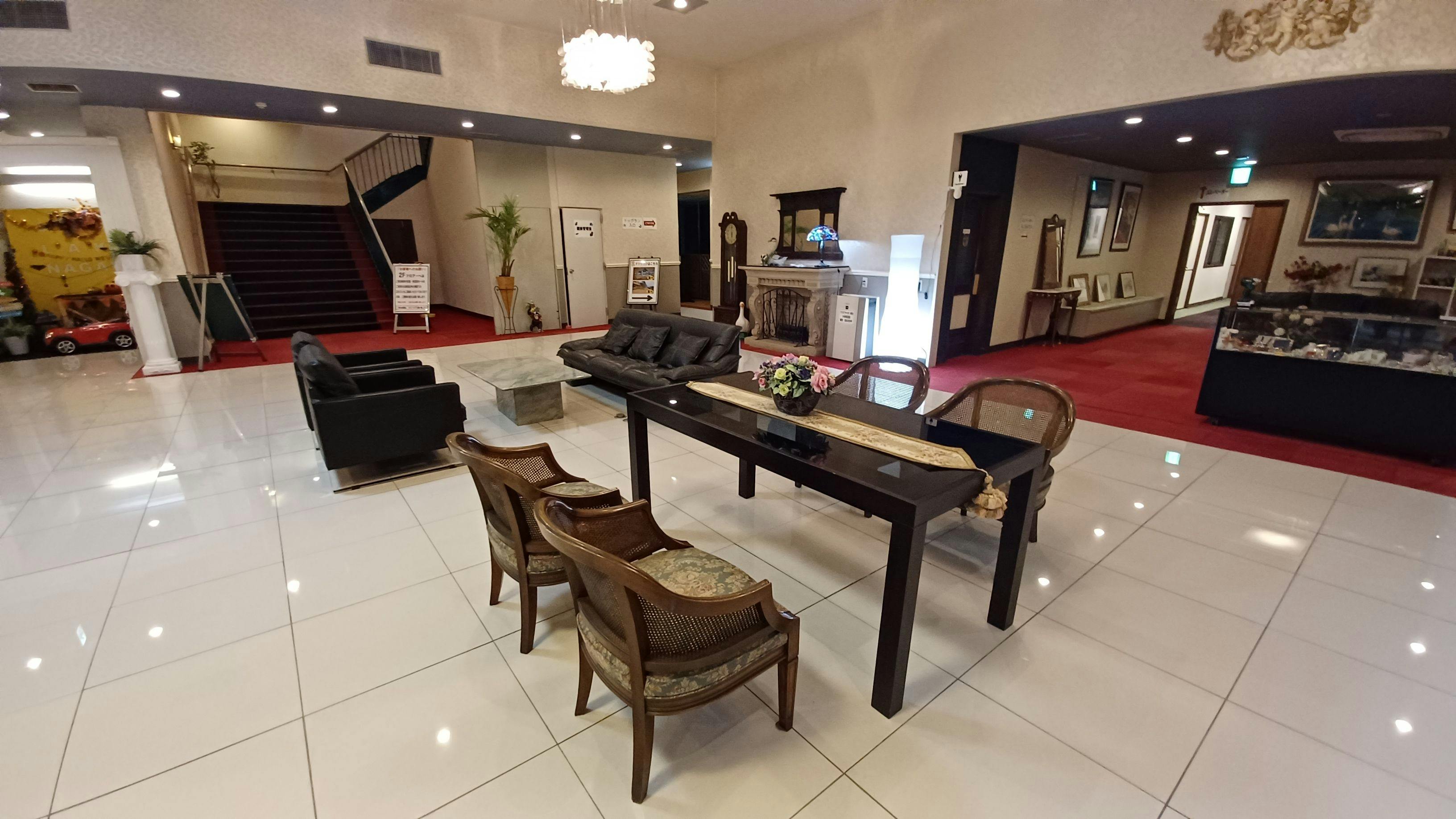 Hotel Swan Lake Nagara