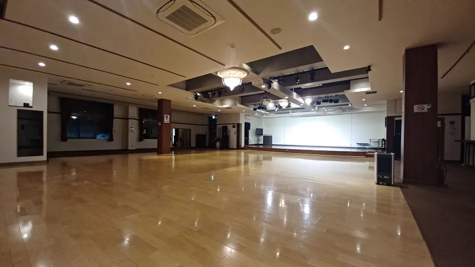 Hotel Swan Lake Nagara