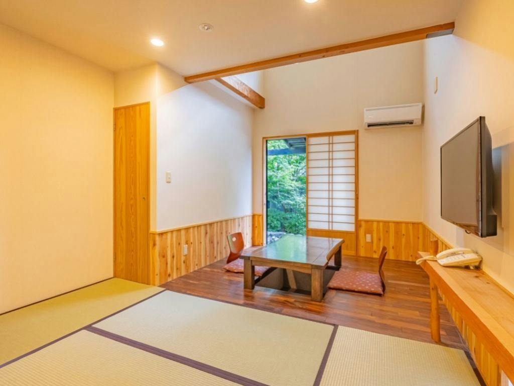 Sengokuhara Hinoki Ichinoyu