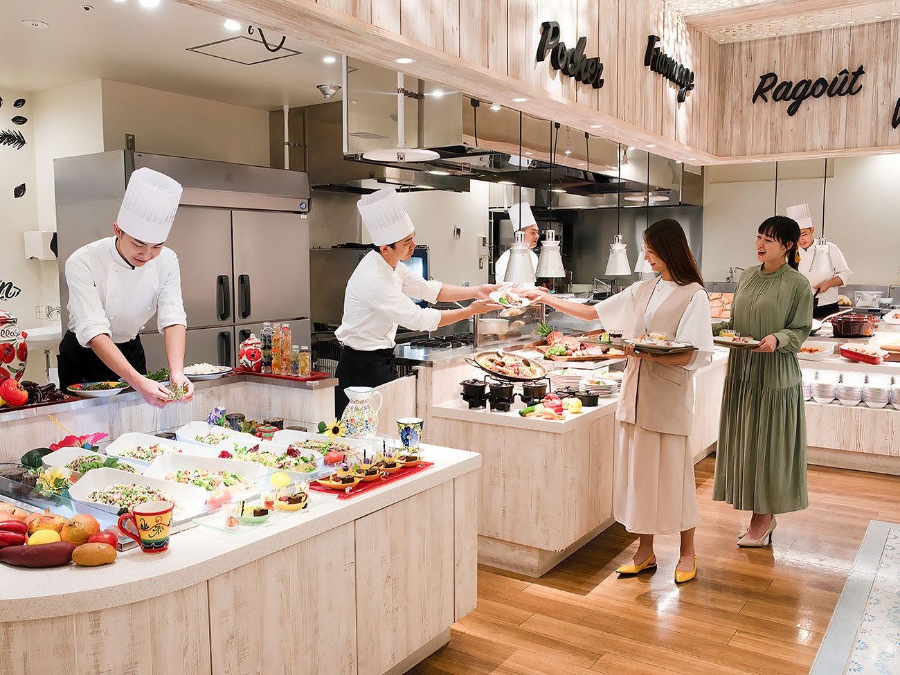 Ooedo Onsen Monogatari Premium Saikaibashi