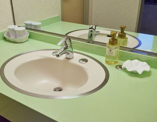 ツインルーム洗面台一例