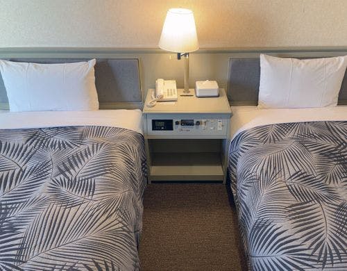 ダブル、ツインはバス洗面トイレ別々の作り