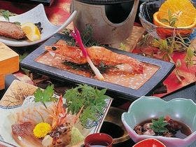 和造りの料理と湯の宿 かず美