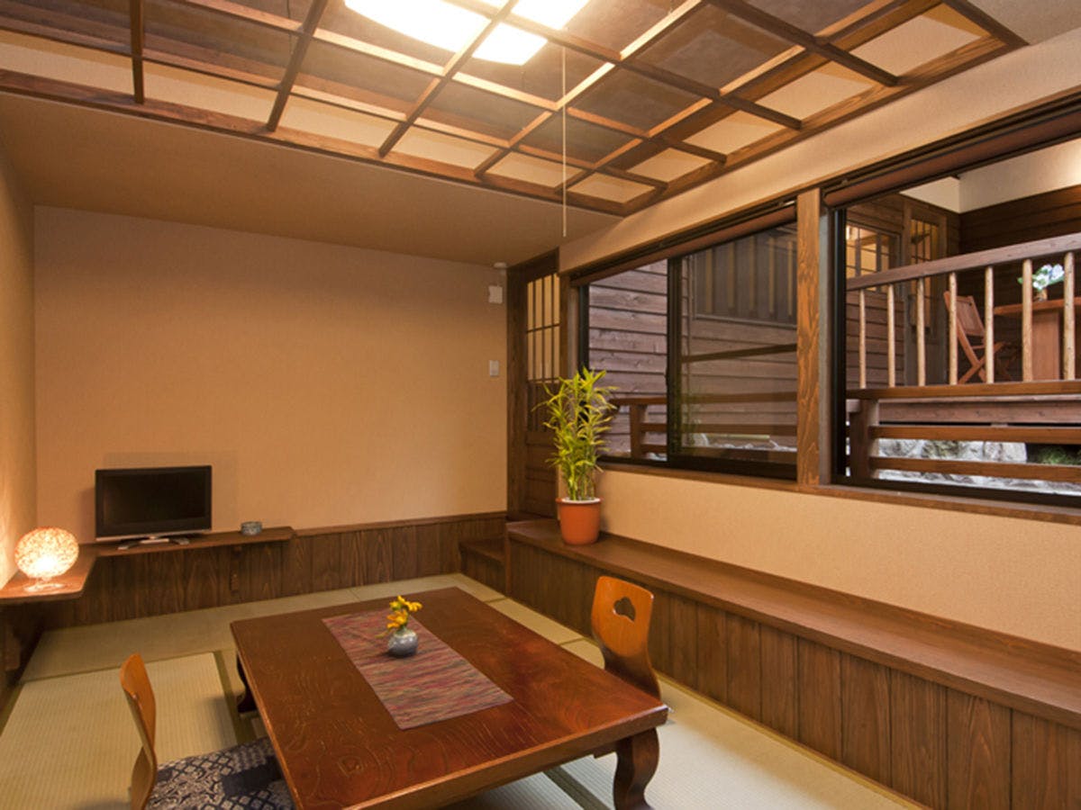 ห้องอะซึสะ: ห้องสไตล์ญี่ปุ่น