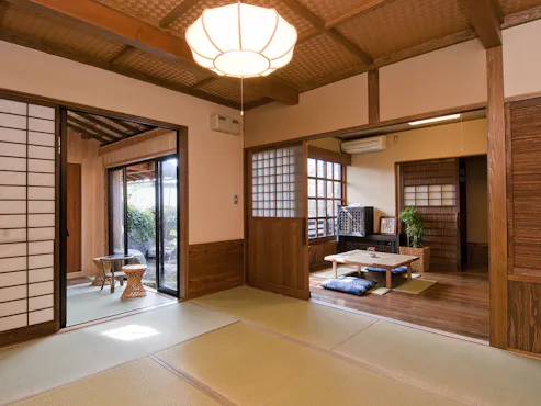 Kamar Tsubaki: Kamar bergaya Jepang