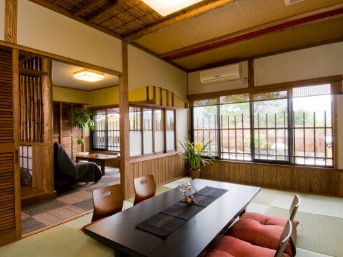 梢の間：内湯と岩盤浴