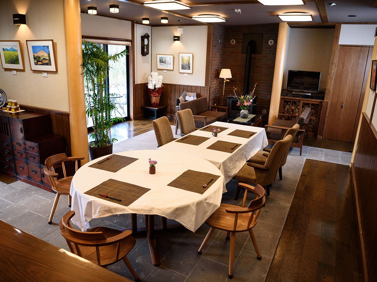 ล็อบบี้: ภายในอาคาร