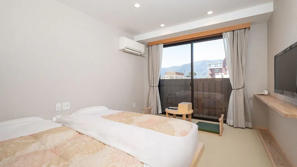 Open-Air Bath Inn: Fortune Bath Royal Hotel Kawaguchiko