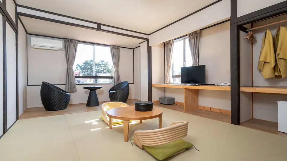 Open-Air Bath Inn: Fortune Bath Royal Hotel Kawaguchiko