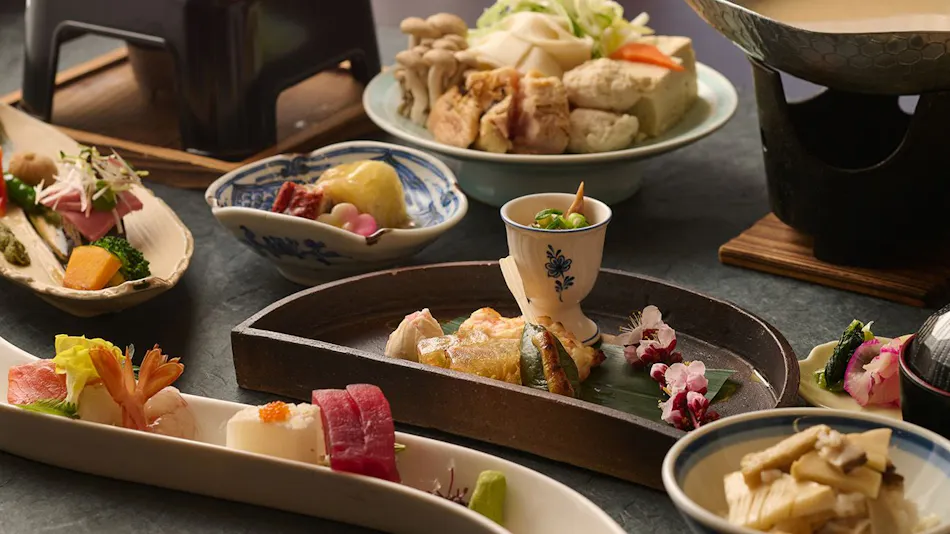 Open-Air Bath Inn: Fortune Bath Royal Hotel Kawaguchiko