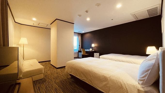 【ปลอดบุหรี่】DX Twin/32㎡/เตียง 1200