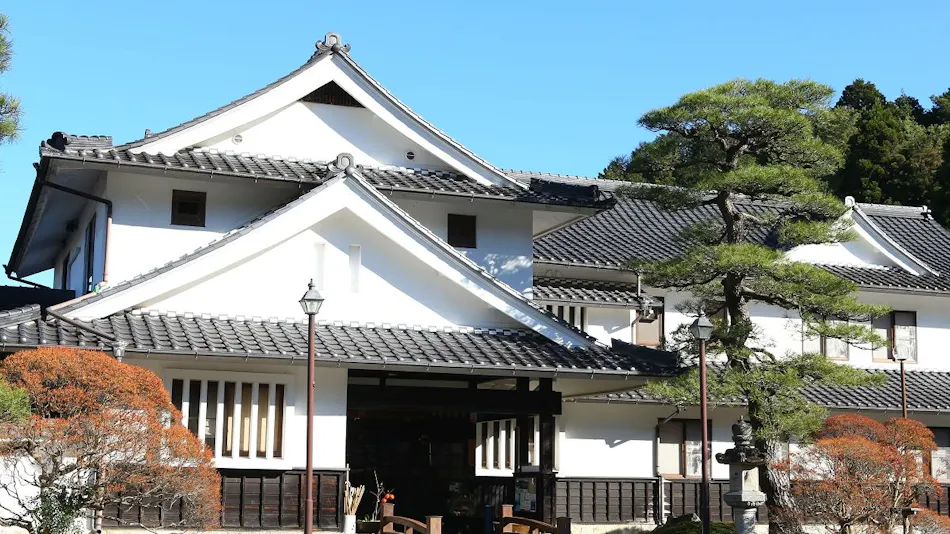 Iwamura Sanso at the Foot of the Castle
