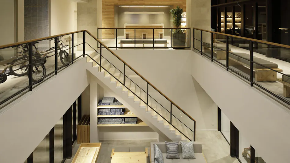 HOTEL LOCUS