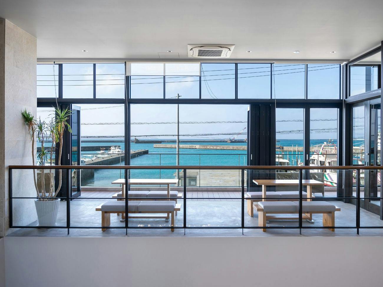 HOTEL LOCUS