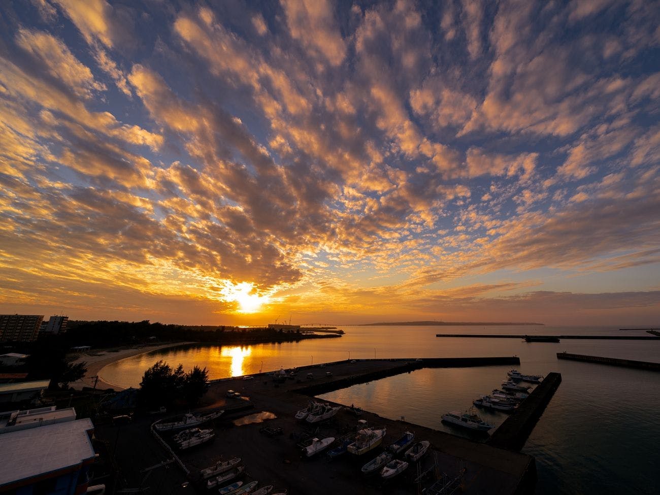 พระอาทิตย์ตก