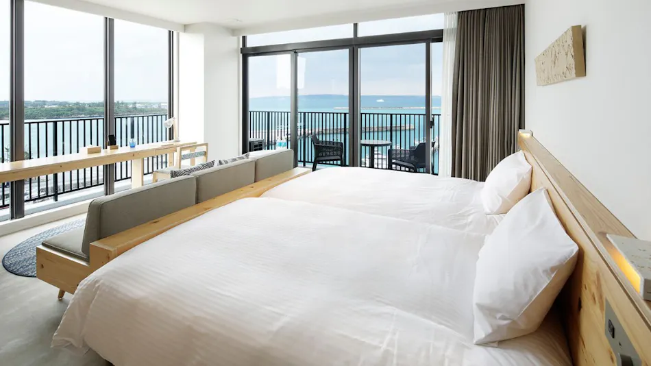 HOTEL LOCUS