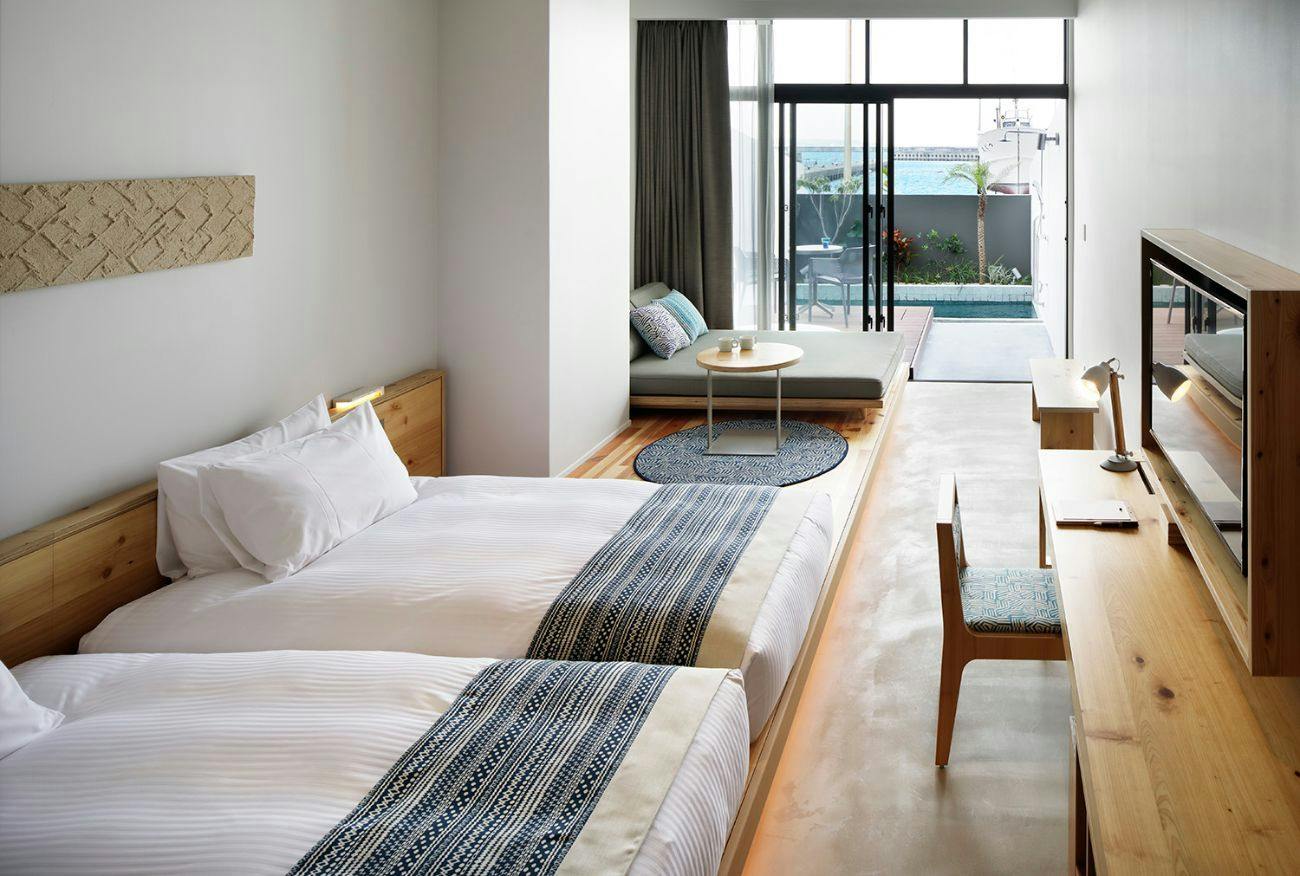HOTEL LOCUS