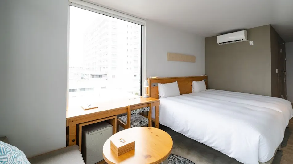 HOTEL LOCUS