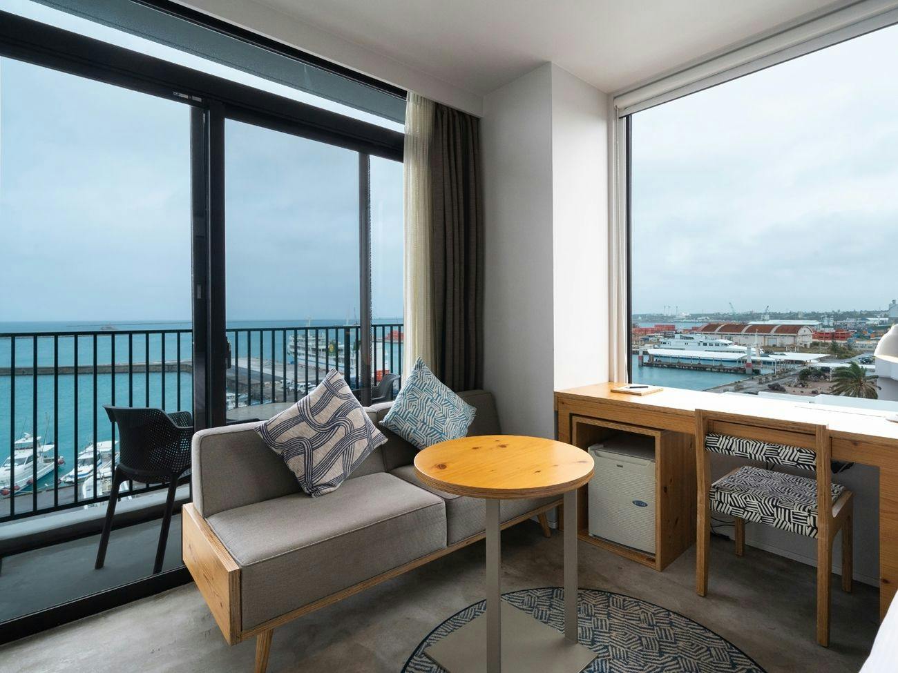 HOTEL LOCUS