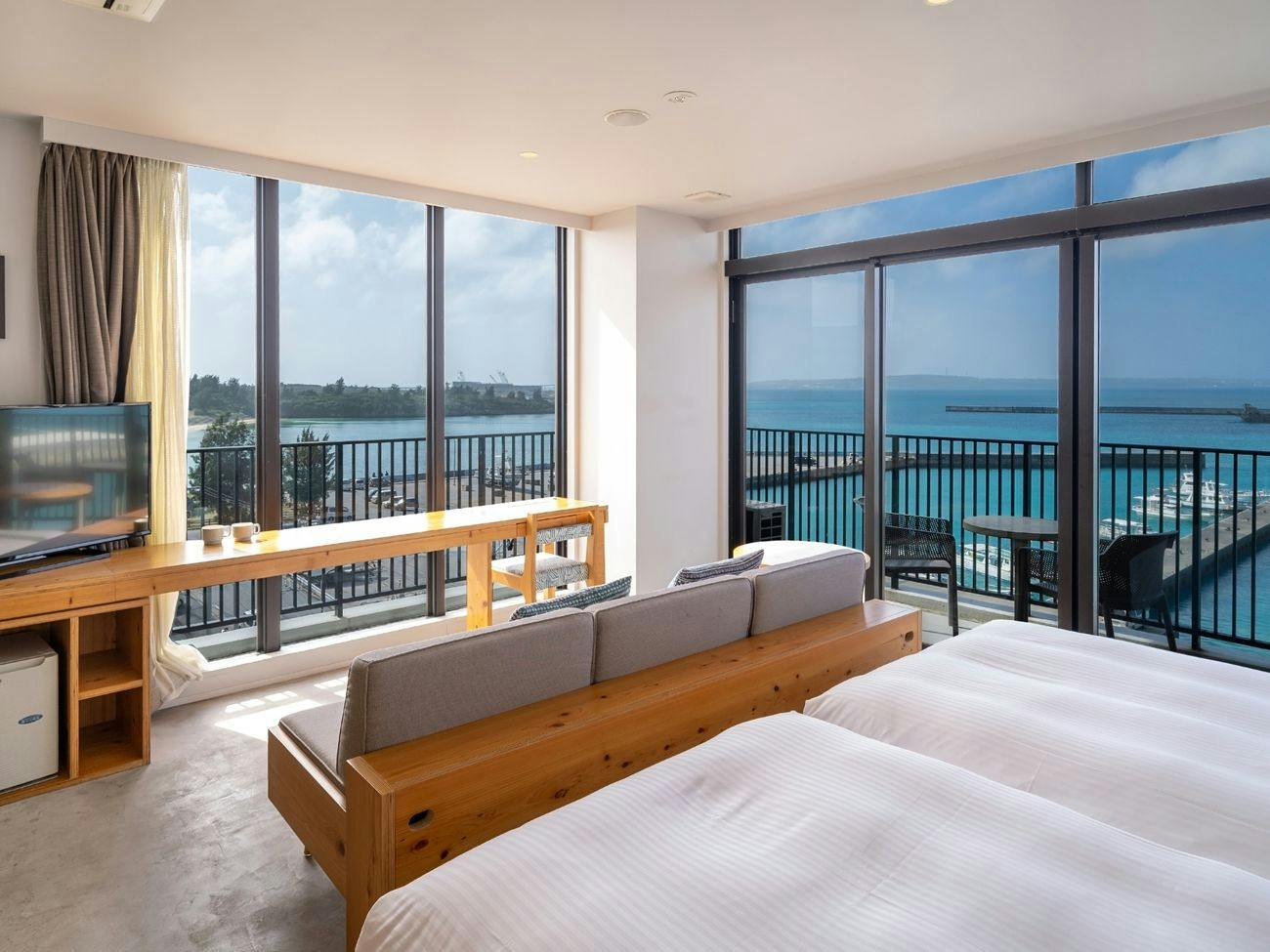 HOTEL LOCUS