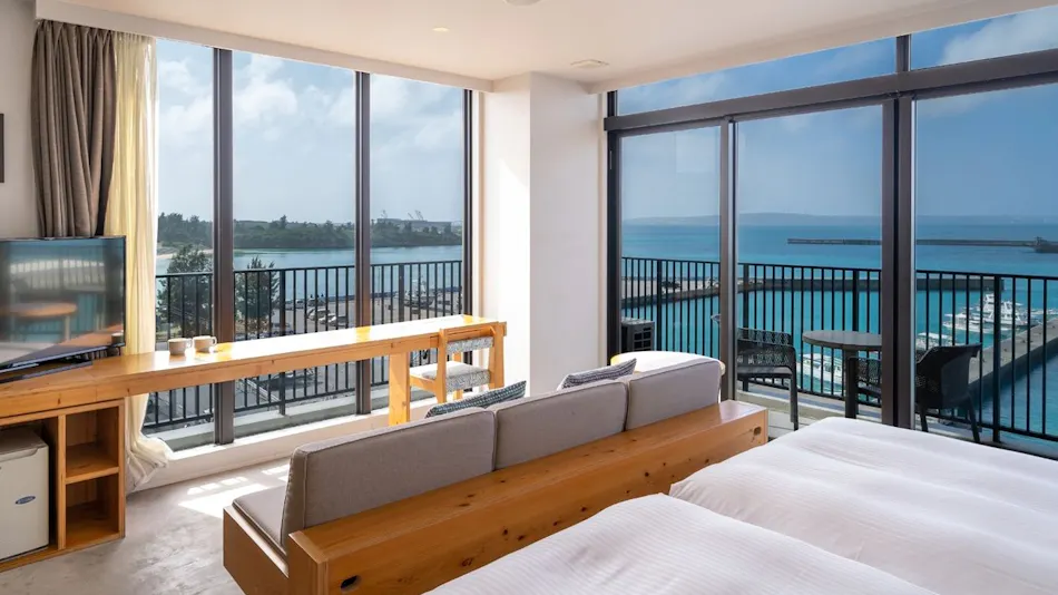 HOTEL LOCUS