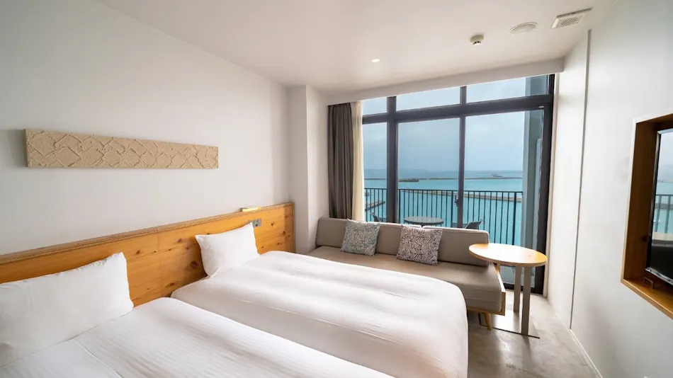HOTEL LOCUS