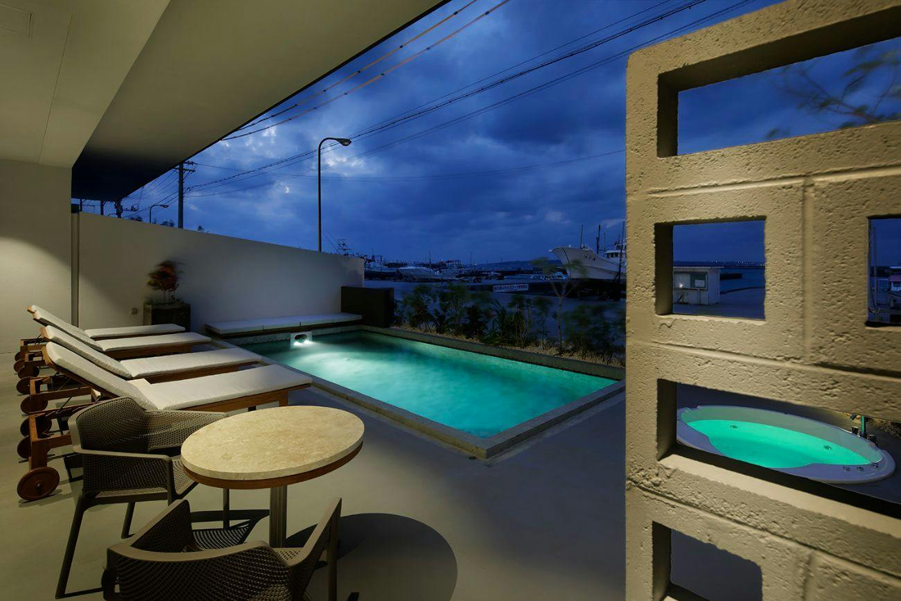 HOTEL LOCUS
