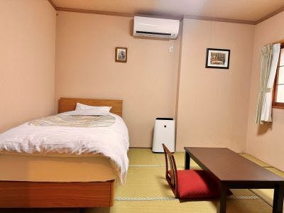 암반욕 무료 이용, 약간 넓은 1인용.