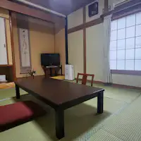 암반욕 미스트 사우나 무료 이용, 4명 이용 가능.