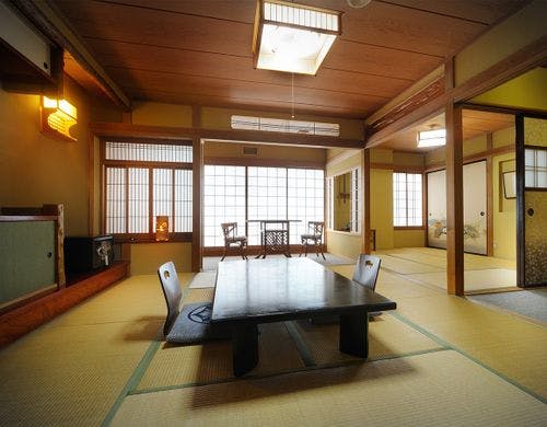 二間続き客室