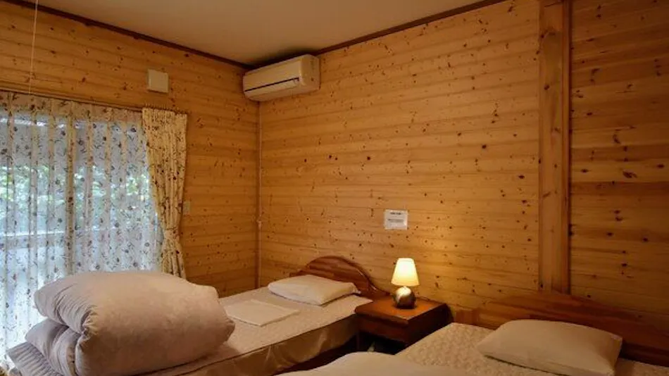 Canadian Log Cottage TAKITARO