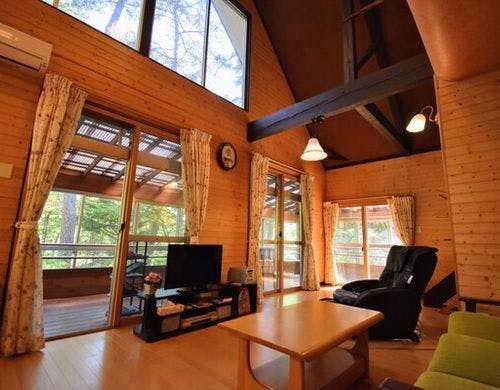 天然温泉付きハーフログハウス