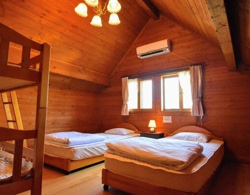 寝室（一例）小中ログハウス