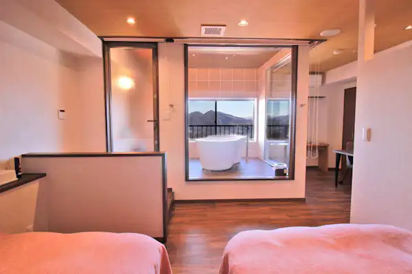 Kamar dengan pemandian semi terbuka Hototogisu