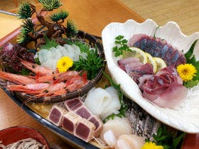 源泉かけ流し舟盛の旨い宿　和倉温泉はまづる