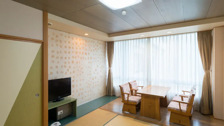 Wakura Onsen Hamazuru