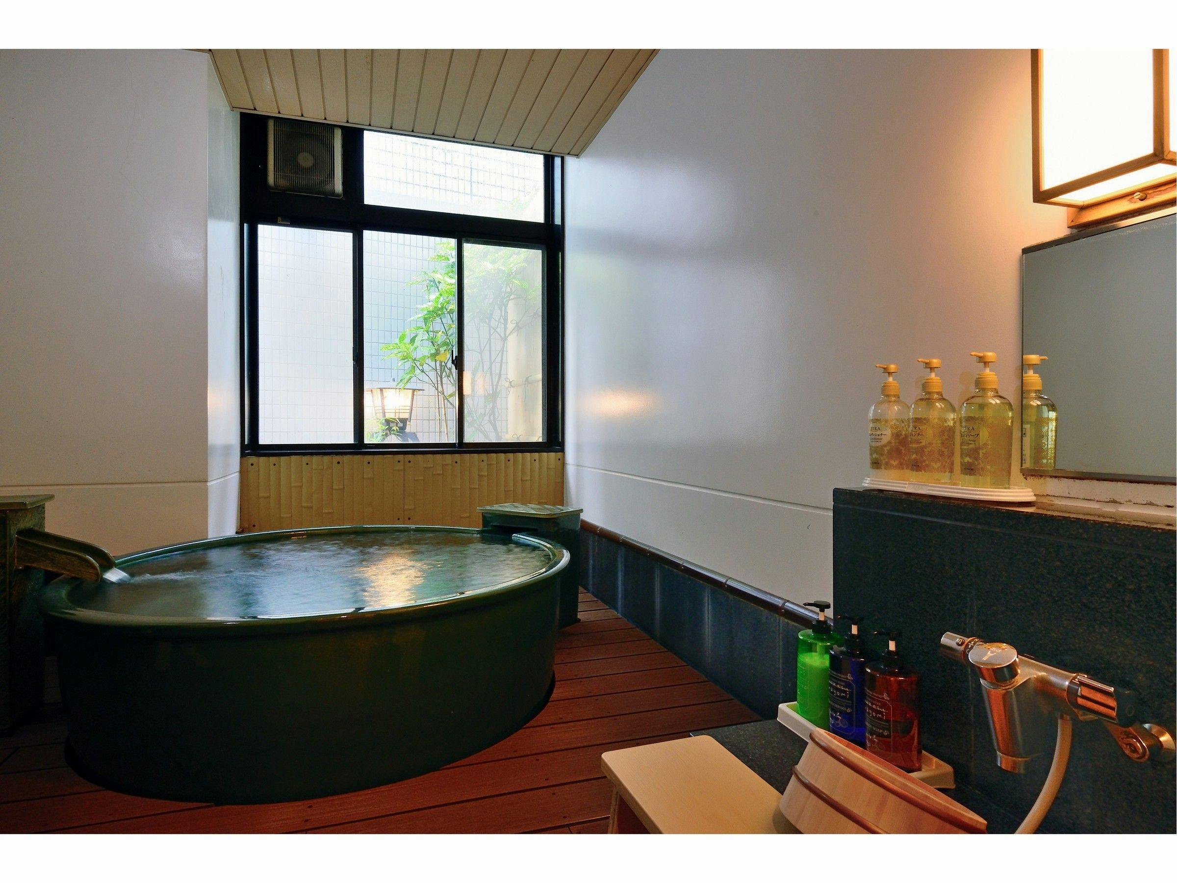 Hadano Yugawara Onsen Manyo no Yu