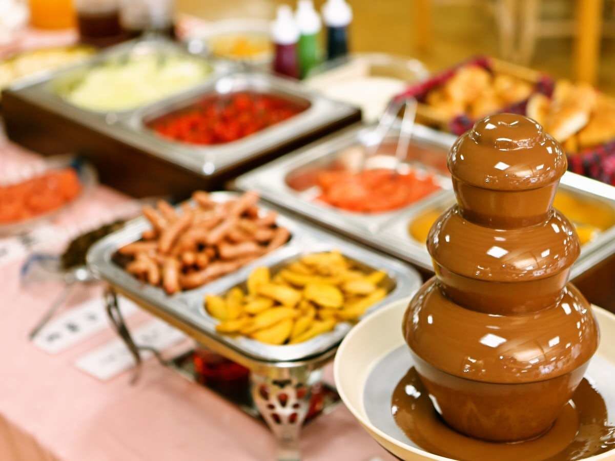 อาหารเช้าแบบบุฟเฟ่ต์ครึ่งหนึ่ง