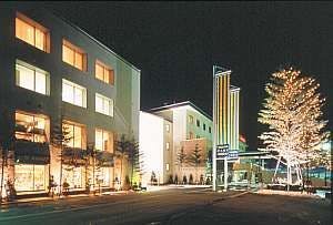 ภาพรวมโรงแรม Yuzawa Park (ฝั่งอาคารเสริม)