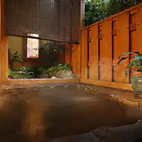 น้ำพุร้อนธรรมชาติ! 100%! อ่างอาบน้ำกลางแจ้งส่วนตัว 'Ishi no Yu'