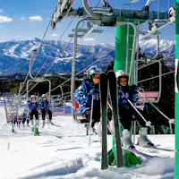 รีสอร์ทสกีหมู่บ้านวาคานซ์